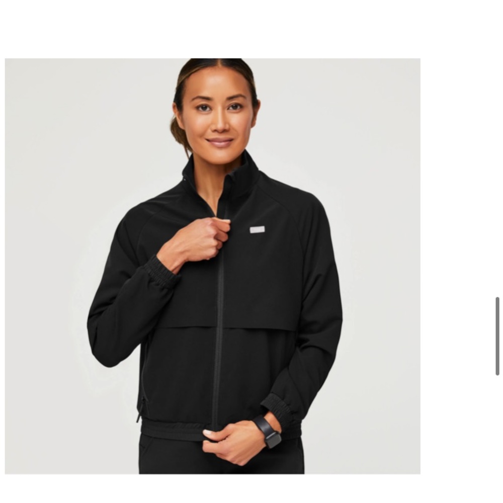 Figs black Sydney scrub jacket